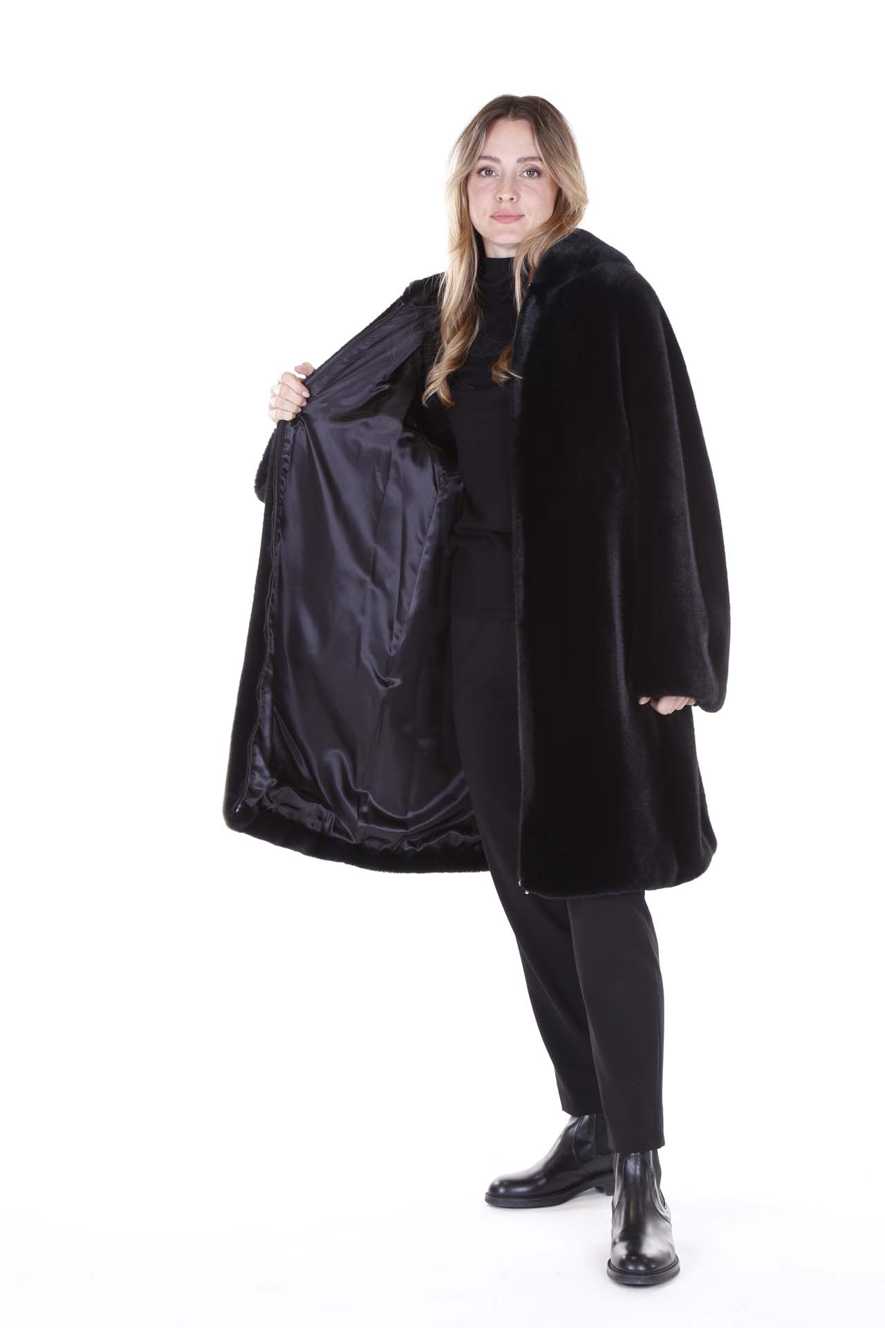 Emporio Armani, Cappottino